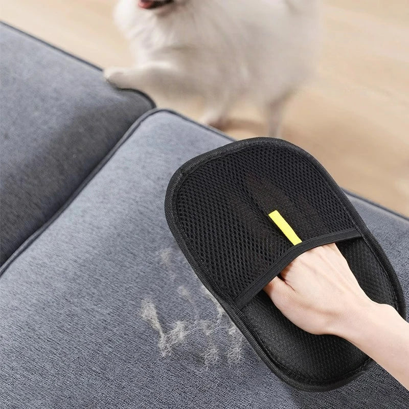 Pet Hair Remover Glove- Reusable Fur & Lint Cleaning Brush for Clothes, Sofa & Car.